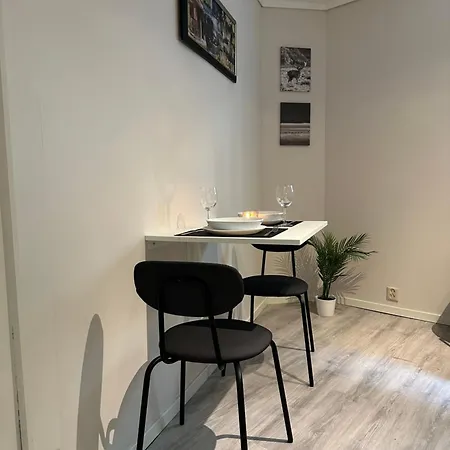 Ministudios In شقة