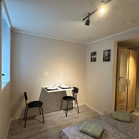 Ministudios In *